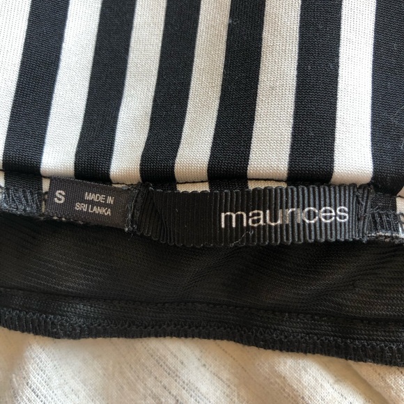 Maurice’s skirt size small - Picture 5 of 7